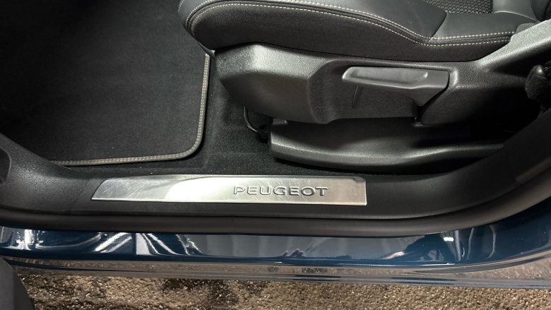 Peugeot 5008 1.5 BlueHDi GT 5dr EAT8 Diesel Estate